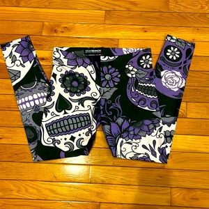 NWOT purple and black sugar skull leggings